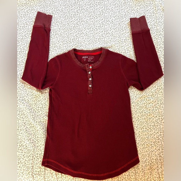 Pact Women’s Henley Long Sleeve Shirt in Burgundy Size Small - Picture 1 of 4